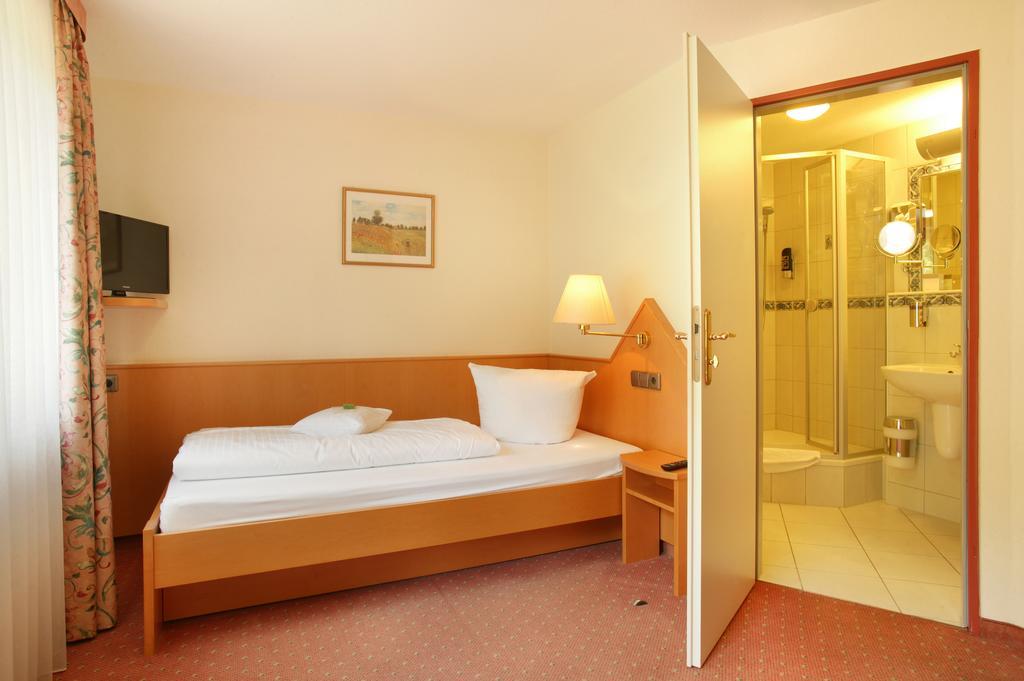 Hotel Ochsen Höfen an der Enz Εξωτερικό φωτογραφία